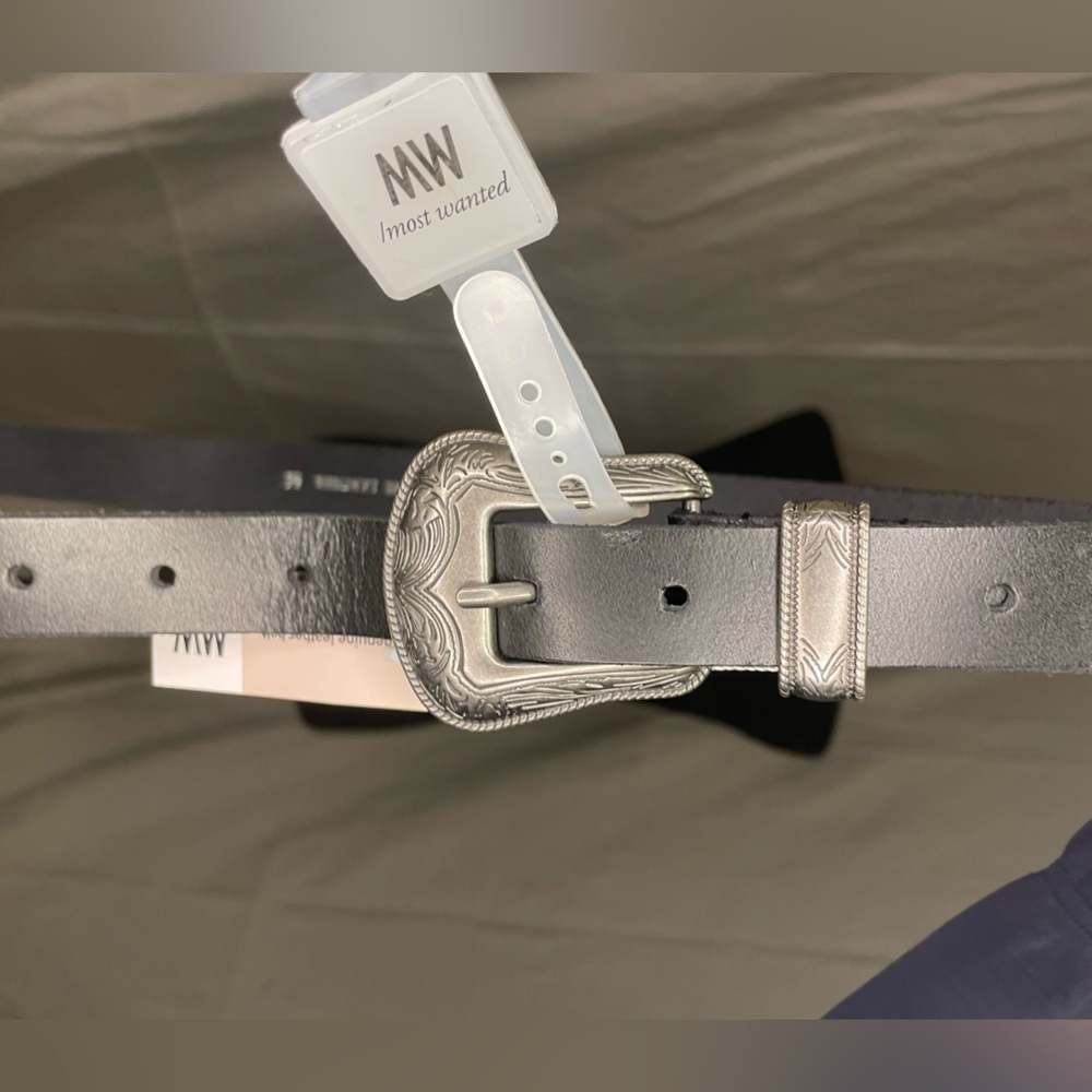 NWT MW Leather Black Belt with Silver Tone Buckles - Picture 5 of 10